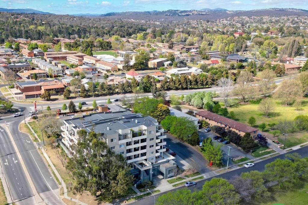 Qbn Cracker: 2Br, 2Ba, 2 Secure B/ Ment Car Parks Apartment Queanbeyan Exterior photo